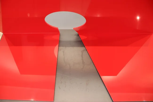 Red — photograph 6