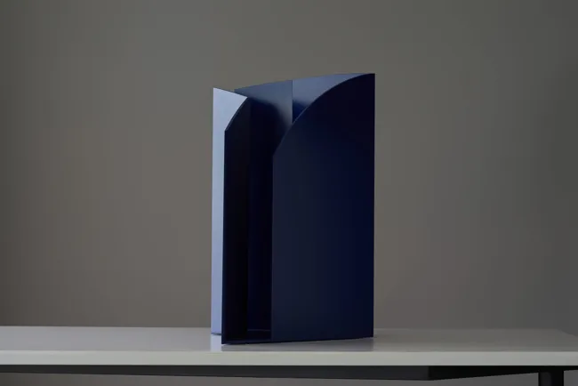 Dark blue — photograph 6