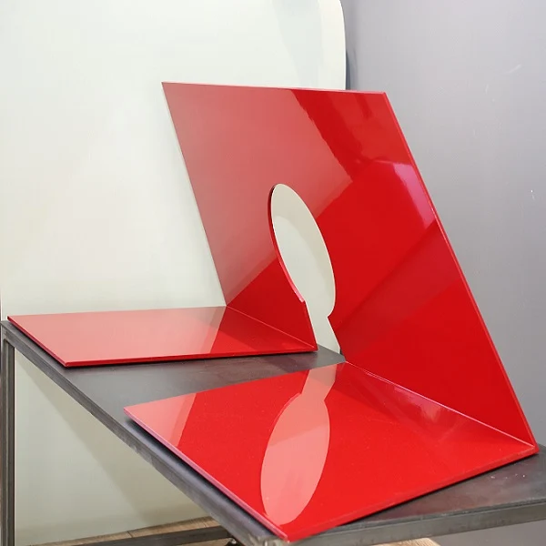 Red by Rusen Doykov