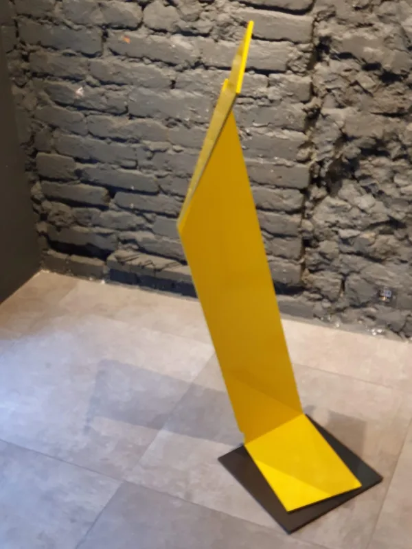 Yellow — photograph 2